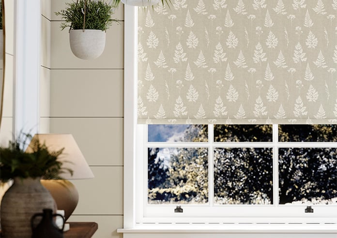 Emily Bond Tynesfield, Linen - Roller Blind - Image 5